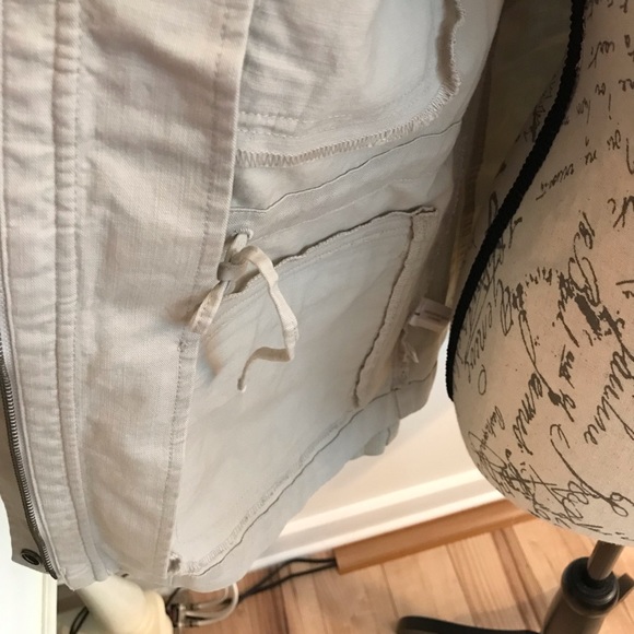 Loft Jacket - Picture 5 of 9